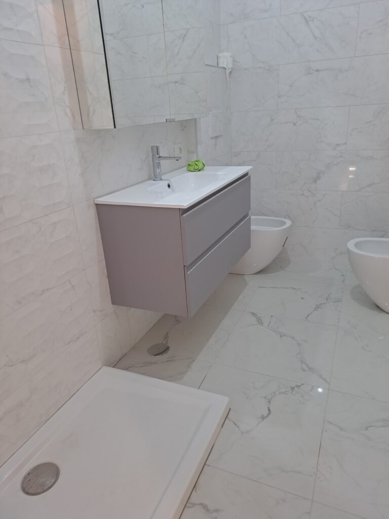 ALCUNI DEI NOSTRI LAVORI Ristrutturazione bagno