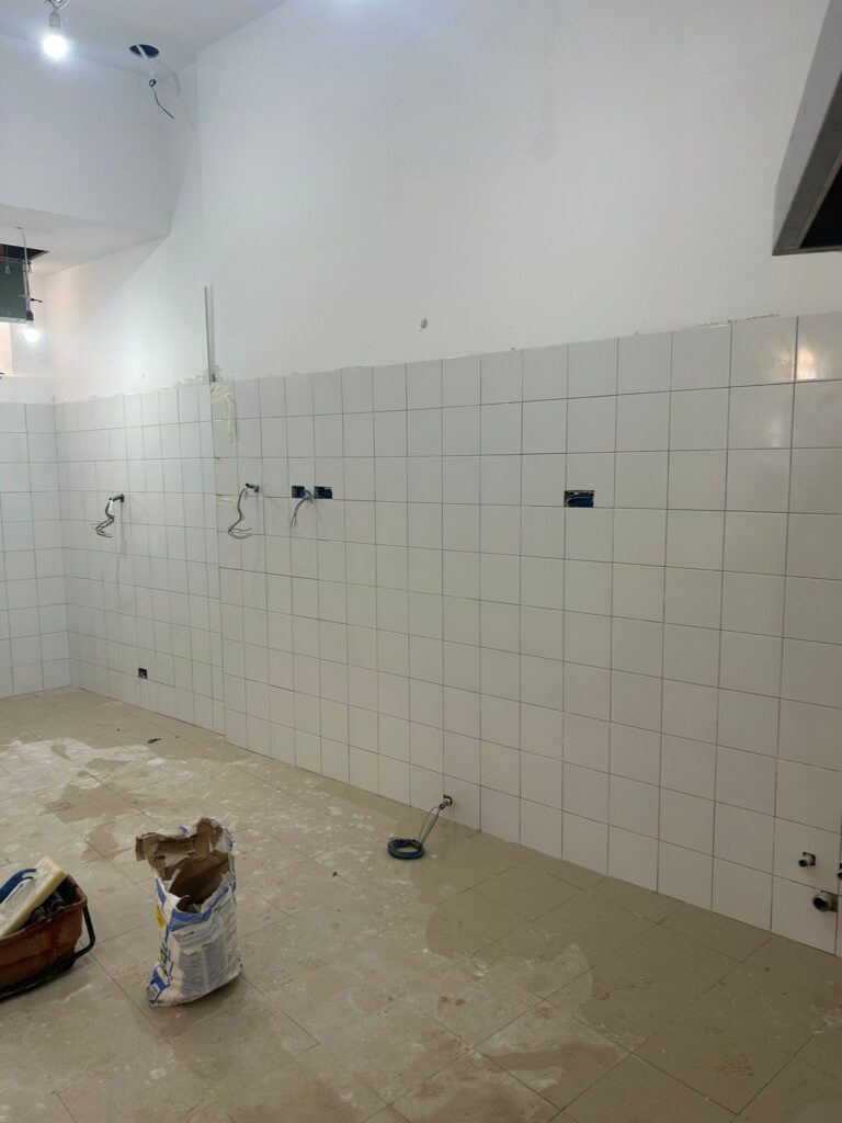 ALCUNI DEI NOSTRI LAVORI rivestimento 20x20
